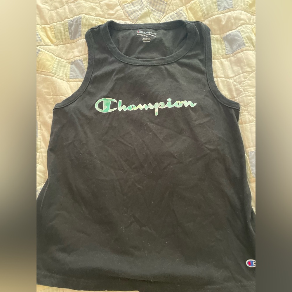Champion tank top in size juniors xl.